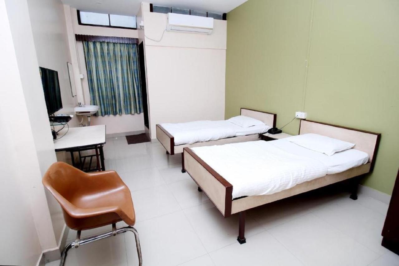 Hotel Gomatgiri Aurangabad  Exterior foto